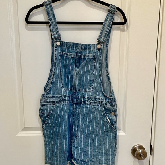 Pinyon Short Overalls in Pinstripe - Picture 6 of 6